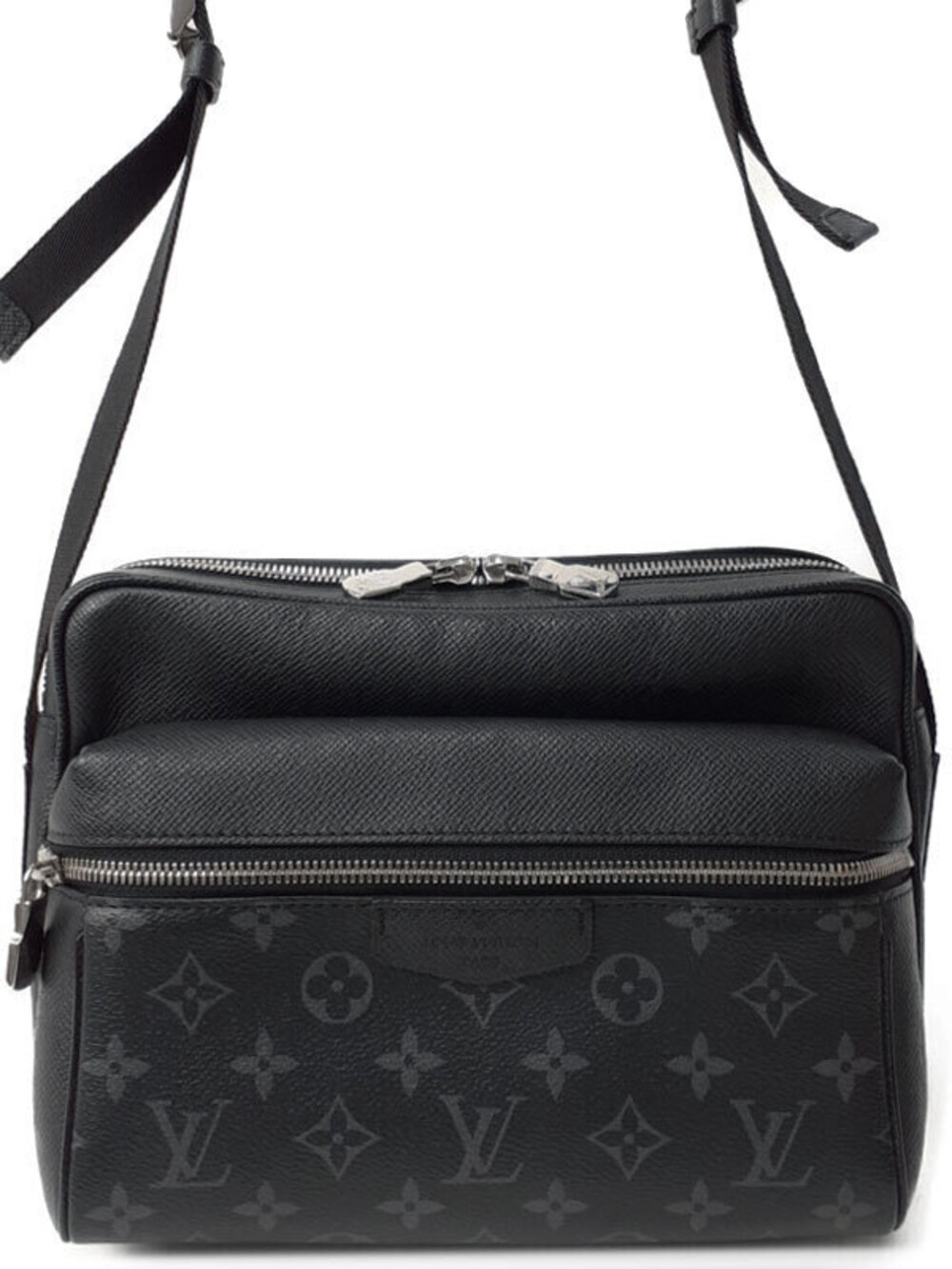 Louis Vuitton Taigarama Outdoor Messenger Shoulder Bag
